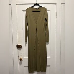 INFLUENCER FAVORITE (Melissa Wood, Olivia Culpo): Olive Lounge Set